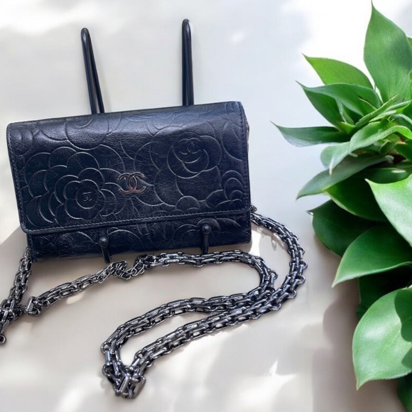 Chanel Wallet - Picture 1 of 10